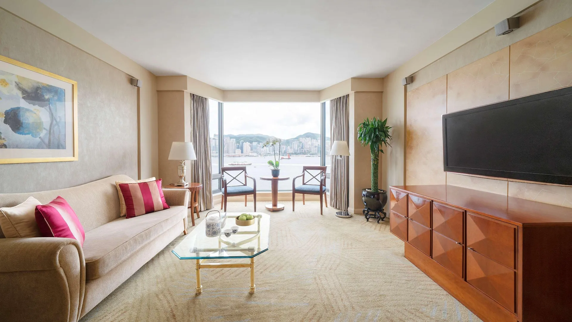 Kowloon Shangri-La, Hong Kong