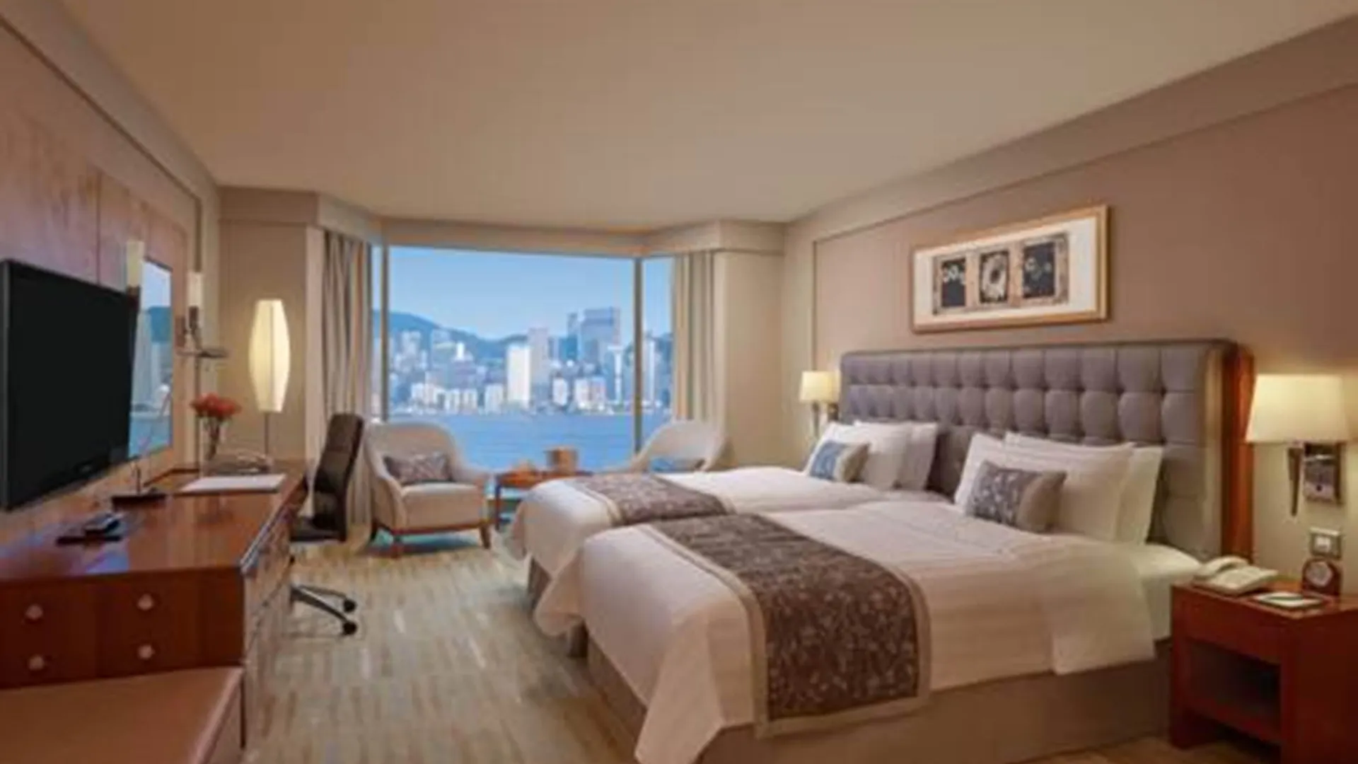 ***** Otel Kowloon Shangri-La, Hong Kong Çin