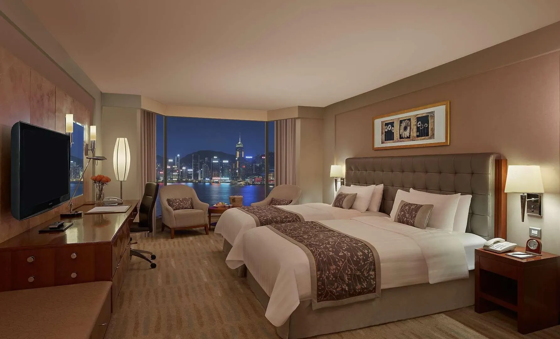 Kowloon Shangri-La, הונג קונג 5*,