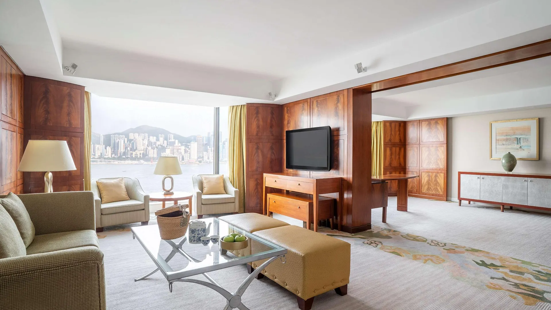 Kowloon Shangri-La, Hong Kong 5*,